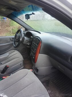 Prodám Chrysler Voyager 3,3v6 - 4