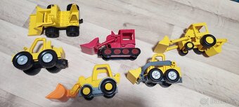 AUTA/stroje k DUPLO, vlek,vozík,motorka,loď, vlak+koleje atd - 4