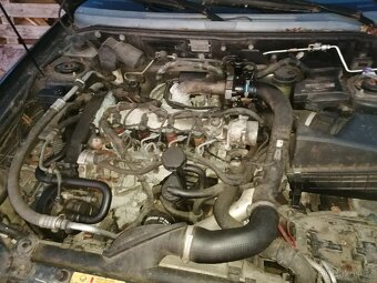Prodám Volvo v40 1,9cdi manuál 2001. - 4