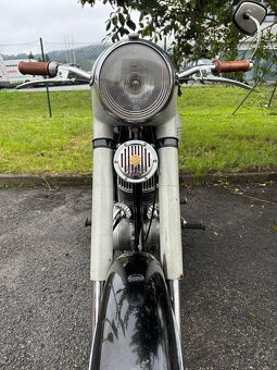 Jawa 250/353 Ambasador s malou značkou a Tp - 4