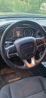 Dodge challenger 3.6v6 2015 automat. - 4