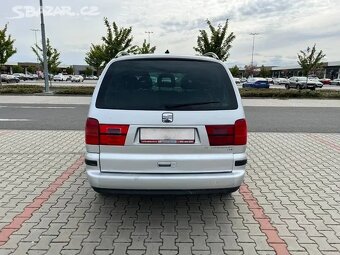 PRONÁJEM AUTA SEAT ALHAMBRA 7 míst - 4