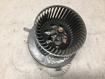 VW PASSAT CC 2008-2016 - MOTOREK TOPENÍ 3C1 820 015 Q - 4