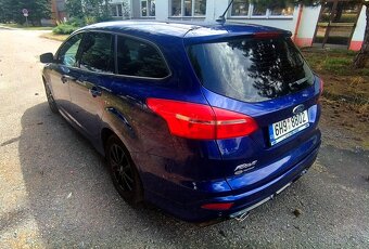 Ford Focus 1.0 EcoBoost ST paket - 4