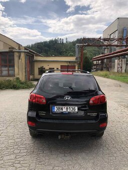 Hyundai Santa Fe - 4