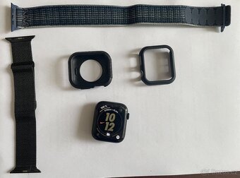 Apple Watch SE 2022 44mm - 4