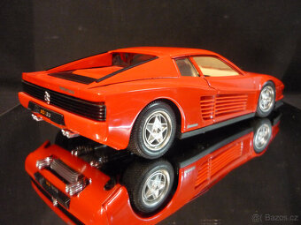 Ferrari Testarossa 1984 Bburago 1/18 - 4