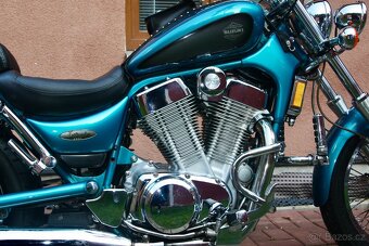Suzuki Intruder VS 1400 GL - 4