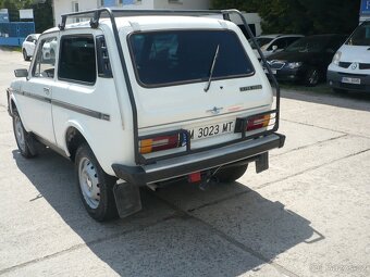 Lada Niva 1.6 4x4 - 4