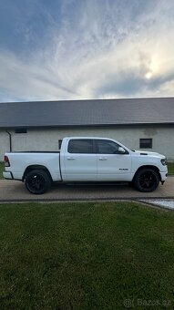 RAM 1500 5.7 HEMI NIGHT PAKIET LED ALPINE - 4