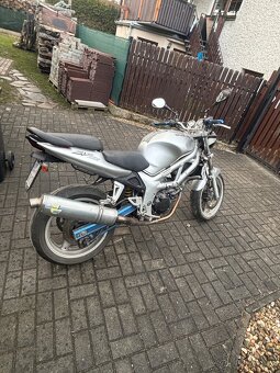 Suzuki SV650 - 4