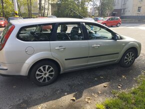 Ford Focus 1.6TDCI-80KW - 4