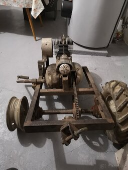Cz 175 motor - 4