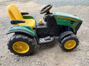 Dětský traktor John Deere - 4