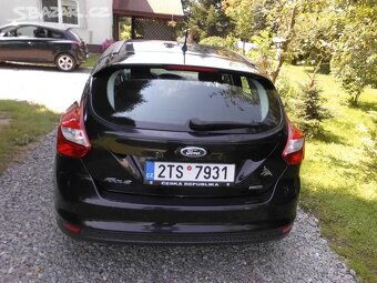 Ford Focus 2.2013 1.0b- champions edition-stk do 6/2026 - 4