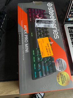 Steel series apex pro mini - 4