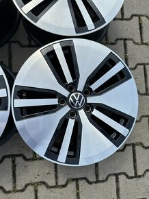 Alu VW E-Passat 5x112r17 7J ET 40 - 4