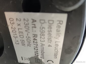 Stojací úsporná lampa led, nastavitelná do různých směrů. - 4