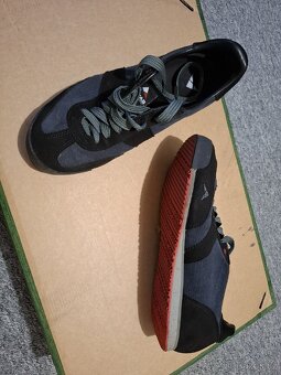 Botas Authentic černé velikost 44 (9,5) - 4