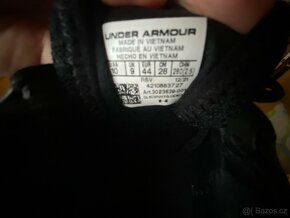 Prodám botasky Under Armour Sneakersy vel. 44 - 4