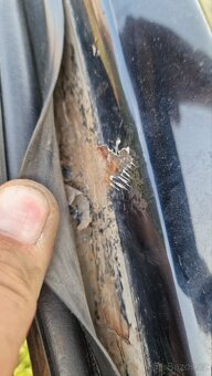Páté vrata Bmw E61 na opravu - 4