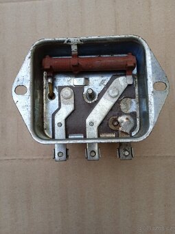 Zánovní relé Pal 6V/75W - 4