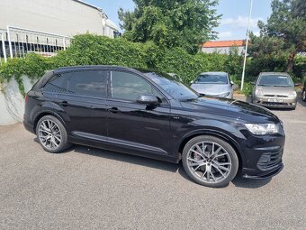 Audi SQ7 - 4