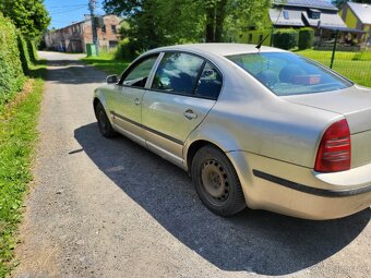Skoda superb 1.9 96kw manuál - 4