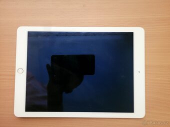 Displej na ipad air 2 - 4