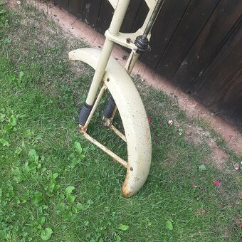 Babetta 210,;;::;, - 4