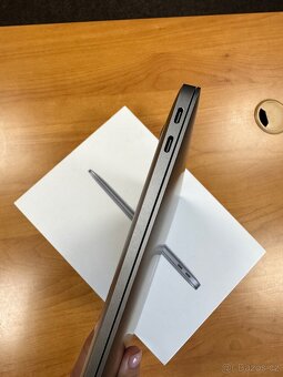 MacBook Air M1 13" 2020 (512GB) - 4
