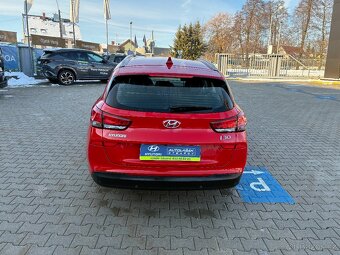 Hyundai i30 WG 1.0T-GDi 88kW COMFORT ČR SERVISKA - 4