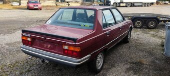 Prodám Renault 9, rv.1984, 1.majitel - 4
