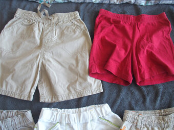 Prodám kratasy vel.92-98-104-7ks=100Kč - 4