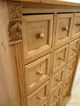 Krásný regál z masivu - 4