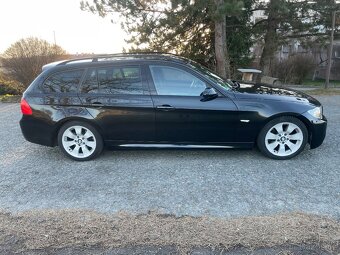 /// BMW E91 325d - 4