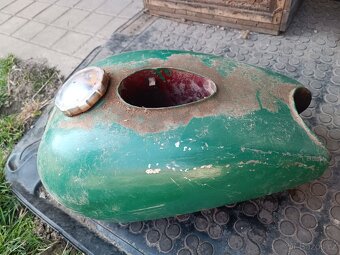 Nádrž Jawa pérák - 4