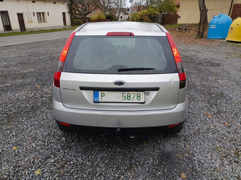 Ford Fiesta 1.3 51Kw RV.2004 TAŽNÉ - NOVÁ STK - 4