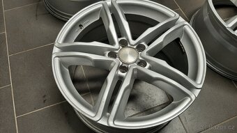 Alu kola 8Jx18 ET-45 5x112 - 4