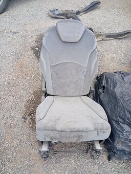 CITROEN C8, PEUGEOT 807, FIAT ULYSSE SEDAČKY ZADNÍ - 4