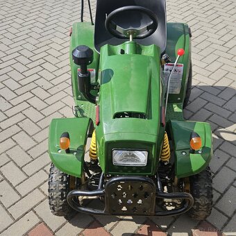 Dětský čtyřtaktní traktor - 4