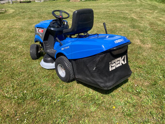Zahradní traktor Iseki - 4