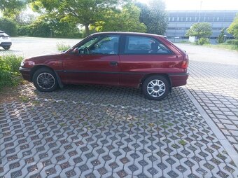 Opel Astra F prodám na ND - 4
