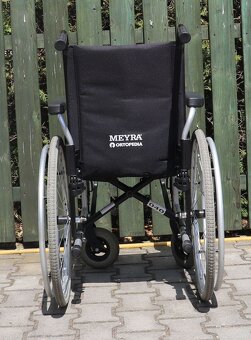 030-Mechanický invalidní vozík Meyra. - 4