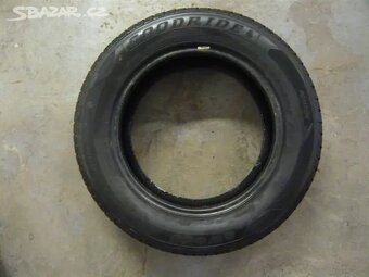 Pneu 195/65/15, 195-65-15, 195 65 15. - - - - 4