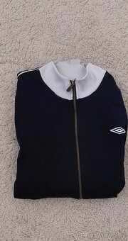 sportovní mikina Umbro příjemný materiál , vel. M - 4