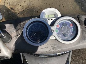 Piaggio beverly 250 - 4