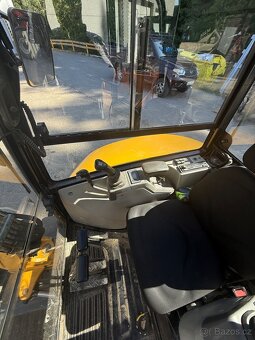 Caterpillar 302,7 DCR - 4