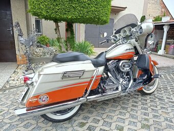 Harley Davidson Electra Glide CVO 110" - 4