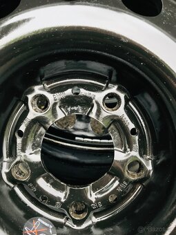 Hlinikove rafki  BMW. - 4